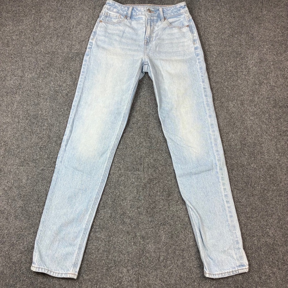 American Eagle Strigid Mom Jean Light Wash High Rise Size 0 Regular AEM120605U9A